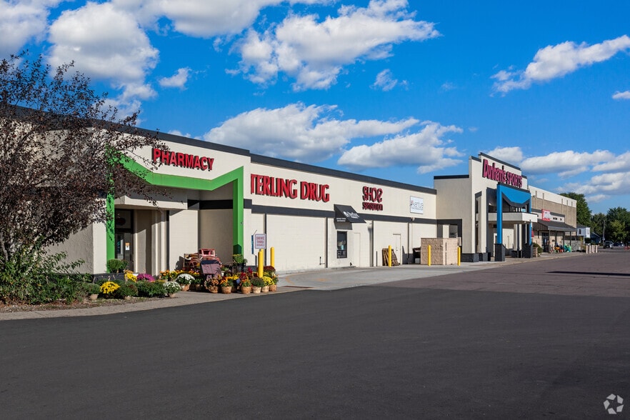 308 S State St, Fairmont, MN for lease - Building Photo - Image 3 of 44