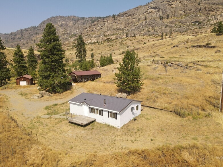 105 Swanson Mill rd, Oroville, WA for sale - Building Photo - Image 3 of 9