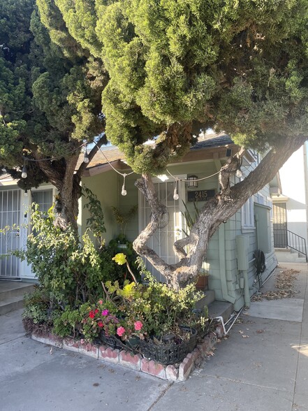 2415 E 7th St, Long Beach, CA for sale - Building Photo - Image 1 of 5