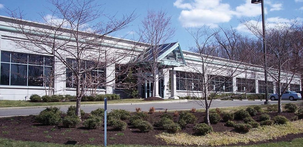 601 Biotech Dr, Richmond, VA for sale - Building Photo - Image 3 of 18