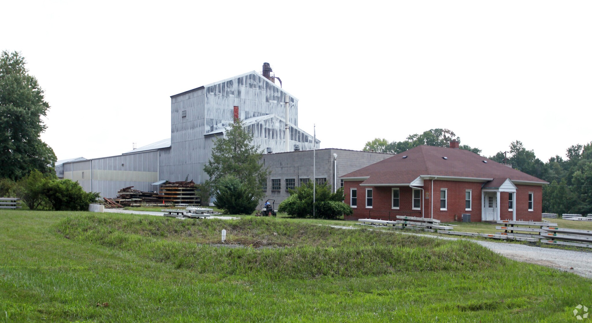 800 Red Toad Rd, North East, MD 21901