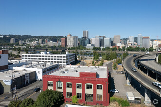 75-81 SE Yamhill St, Portland, OR - aerial  map view