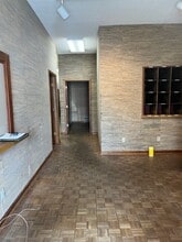 1135 Volunteer Pky, Bristol, TN for lease Interior Photo- Image 1 of 21