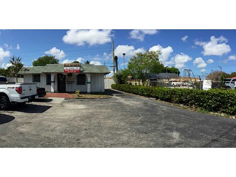 2719 NW 6th St, Fort Lauderdale, FL for sale - Building Photo - Image 1 of 1