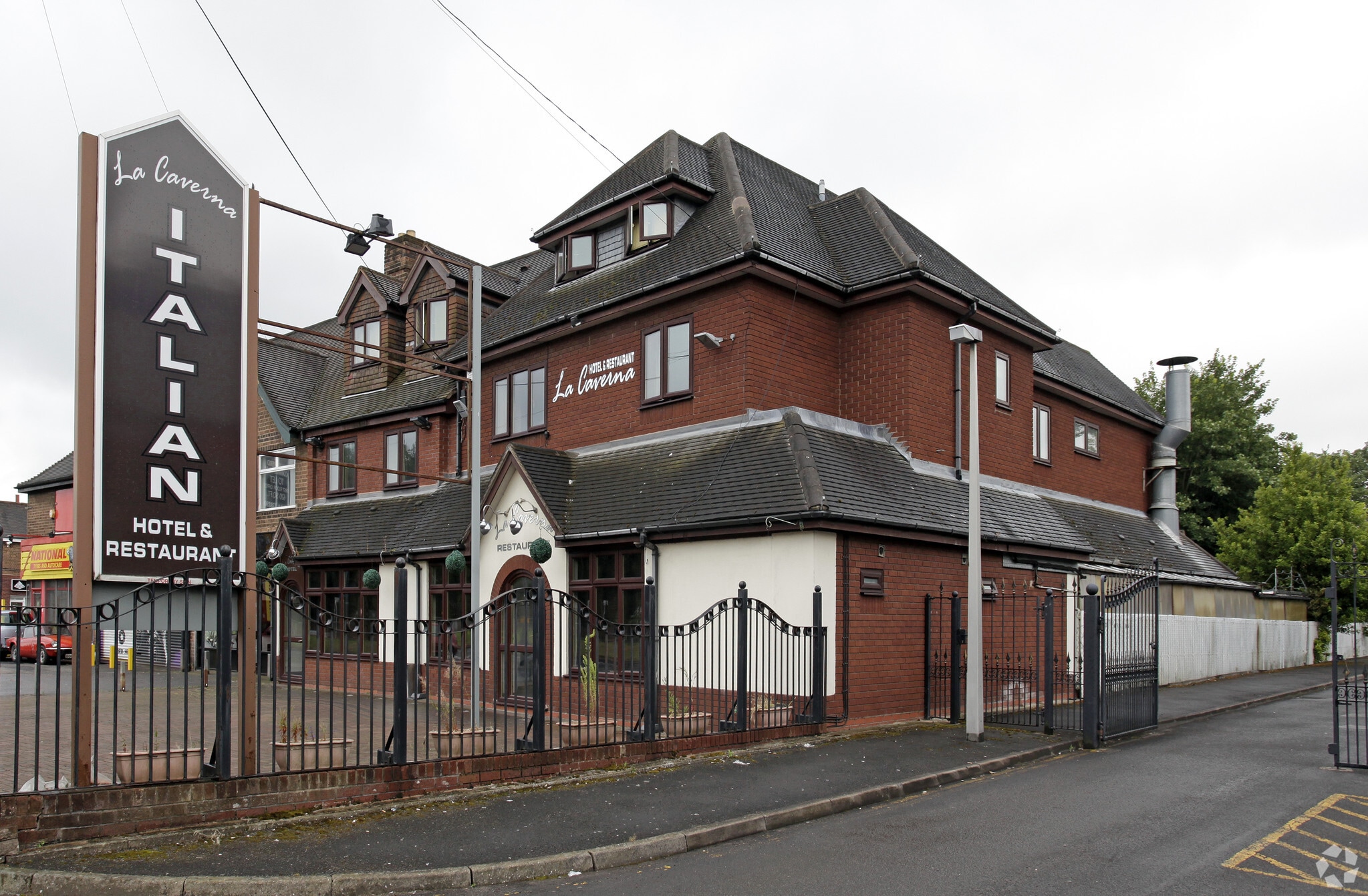 2327-2329 Coventry Rd, Birmingham for sale Primary Photo- Image 1 of 1