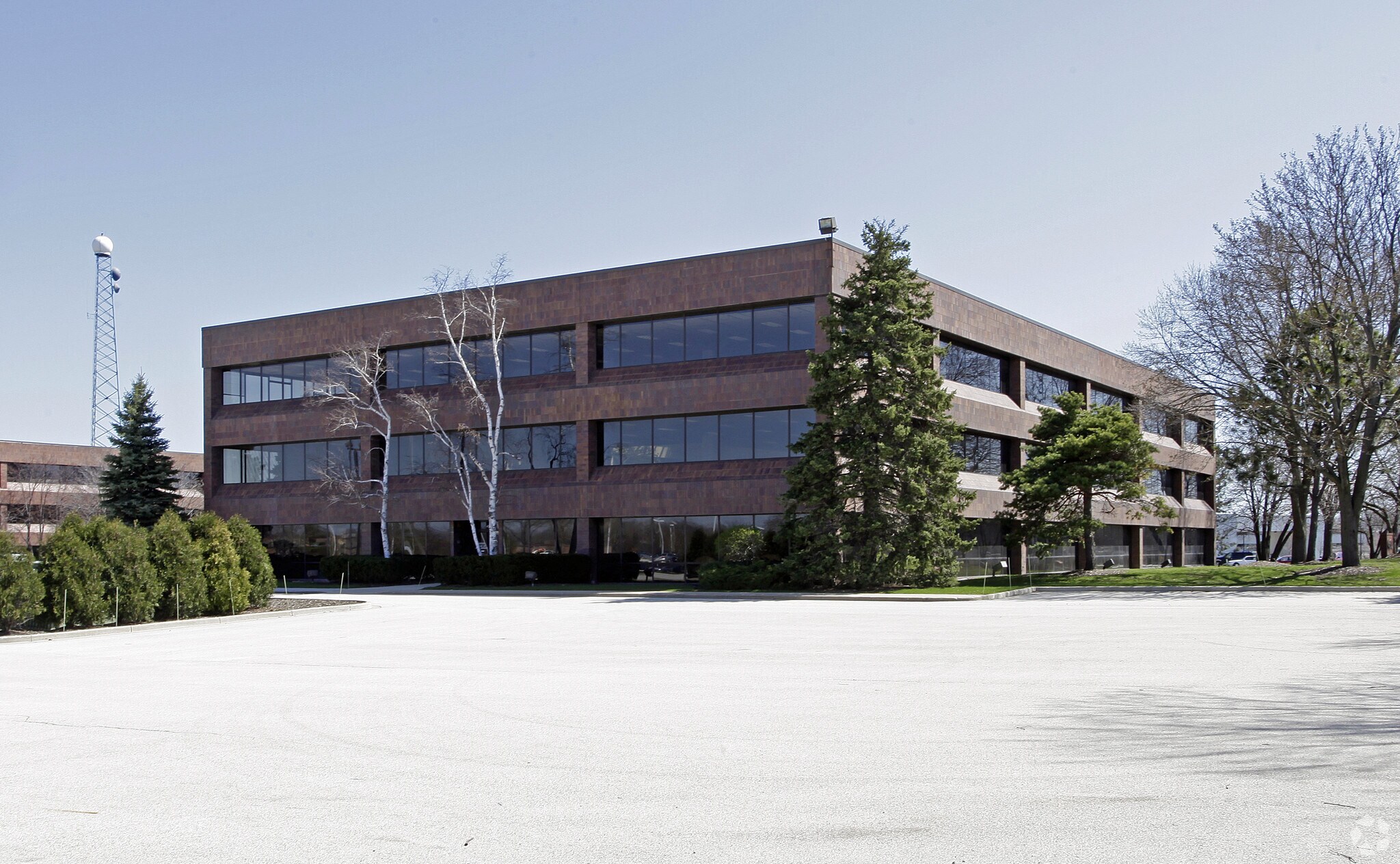 4300 W Brown Deer Rd, Milwaukee, WI for sale Building Photo- Image 1 of 1