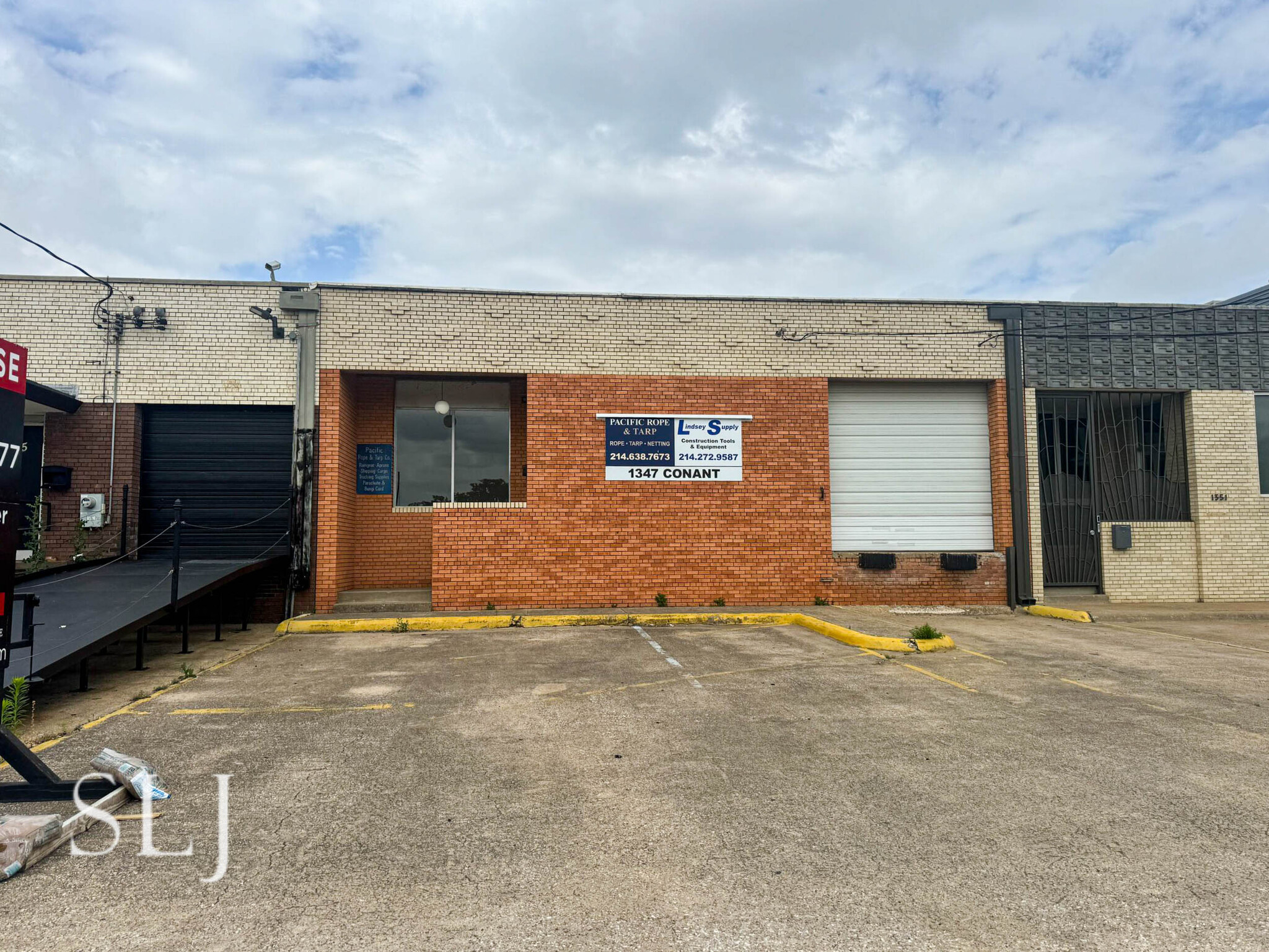 1347 Conant St, Dallas, TX for lease Building Photo- Image 1 of 7