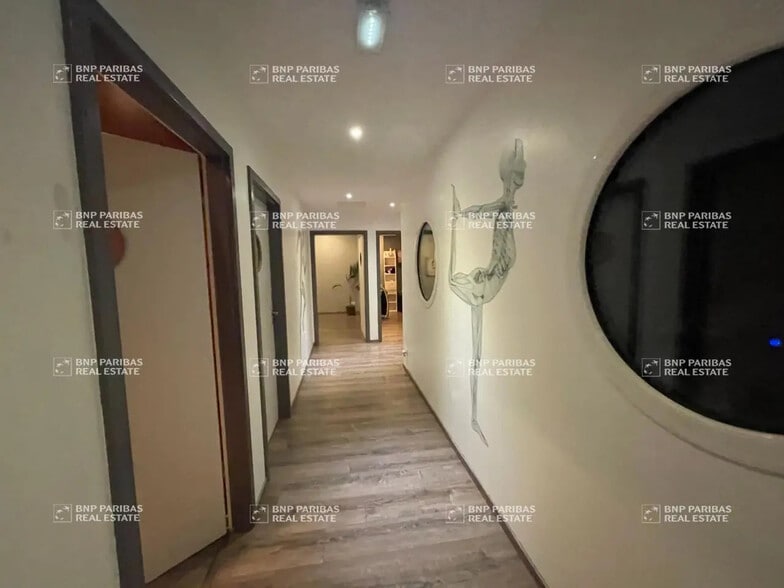 Office in Strasbourg for sale - Interior Photo - Image 3 of 12