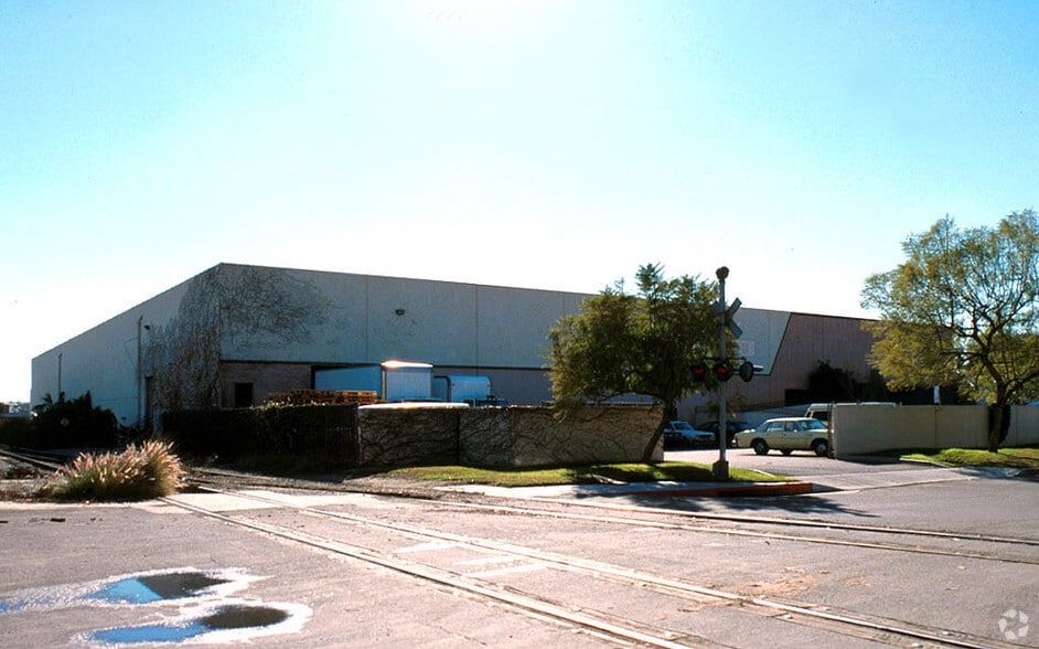 2341 N Pacific St, Orange, CA for lease - Other - Image 2 of 3