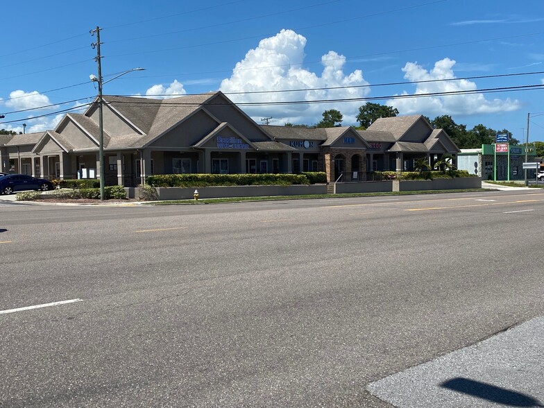 2141 Main St, Dunedin, FL for lease - Building Photo - Image 2 of 13