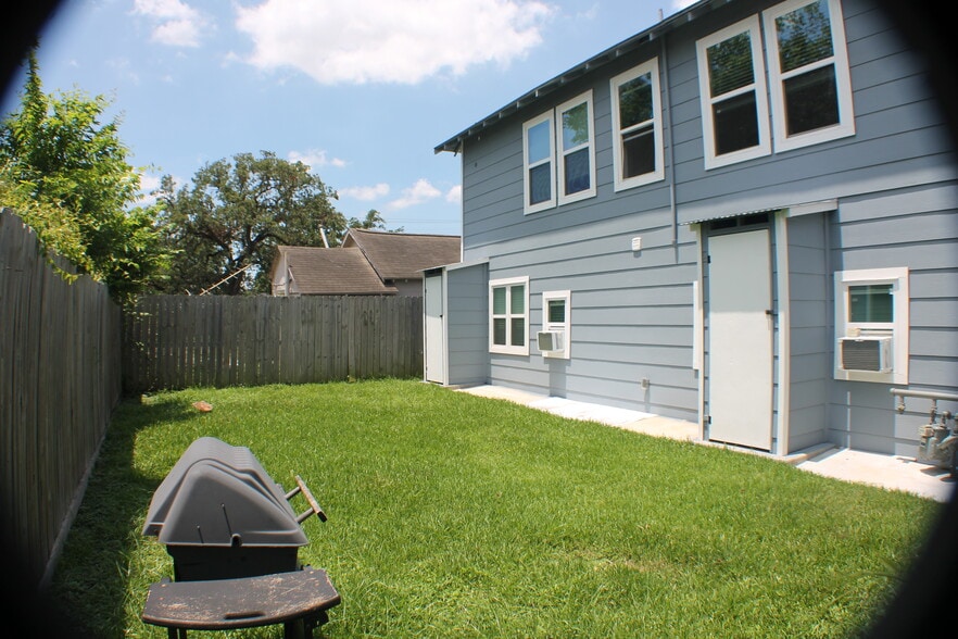 6802 Avenue F, Houston, TX for sale - Building Photo - Image 2 of 18