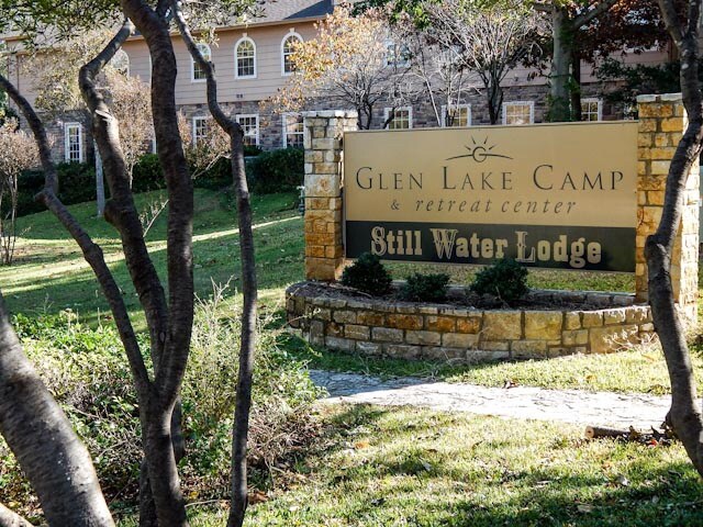 407 SW Barnard St, Glen Rose, TX for sale - Building Photo - Image 1 of 1