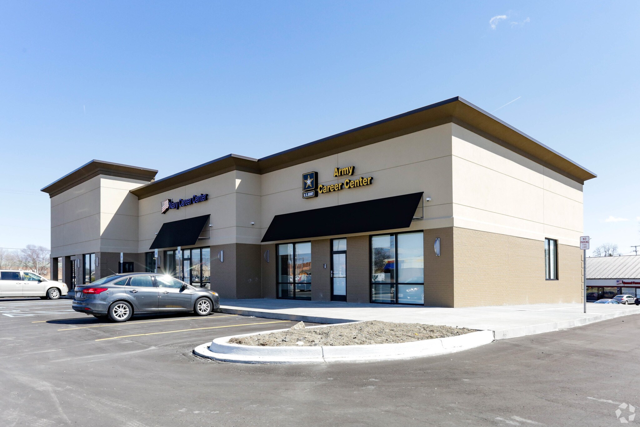 5009 Miller Rd, Flint, MI 48507 Miller Road Plaza