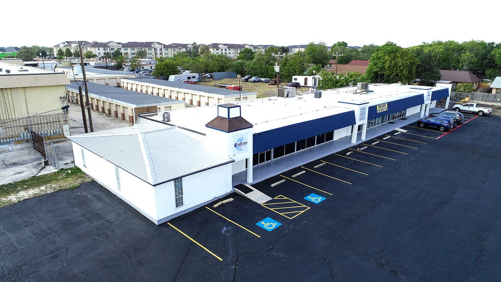 4801-4809 Lakebend West Dr, San Antonio, TX for sale - Building Photo - Image 2 of 17