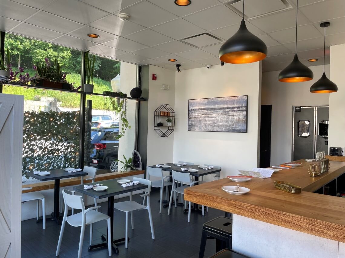 740 Bedford Rd, Bedford Hills, NY for sale Interior Photo- Image 1 of 1