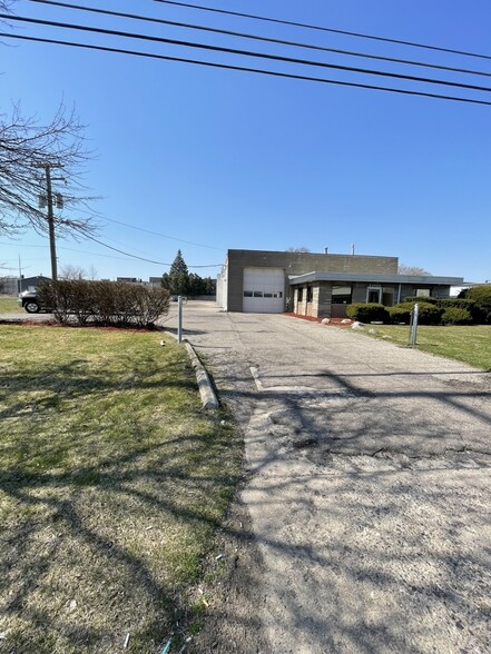 23565 Schoenherr Rd, Warren, MI for sale - Building Photo - Image 1 of 8