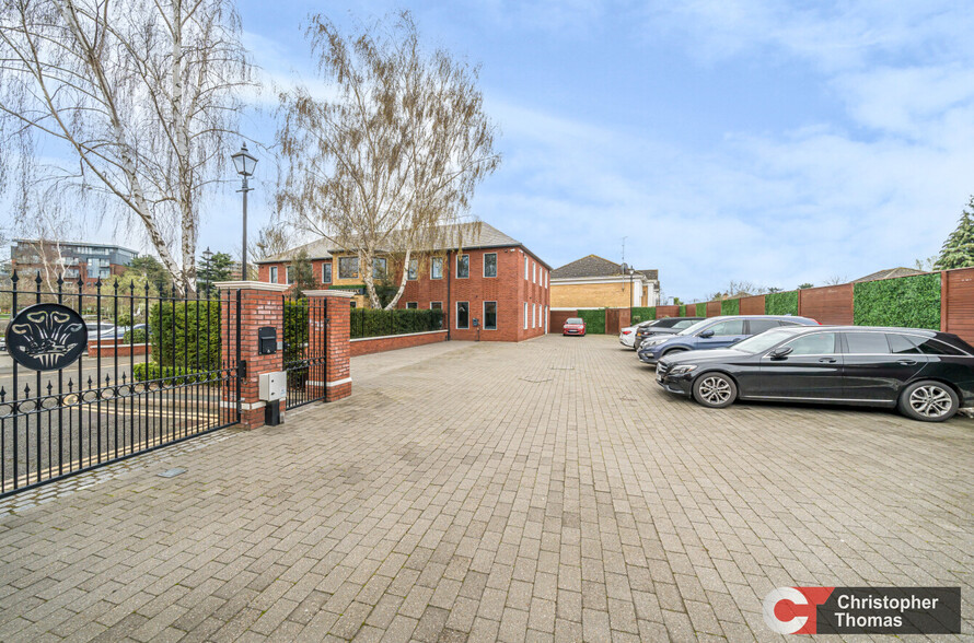 The Hythe, Staines for lease - Building Photo - Image 2 of 3