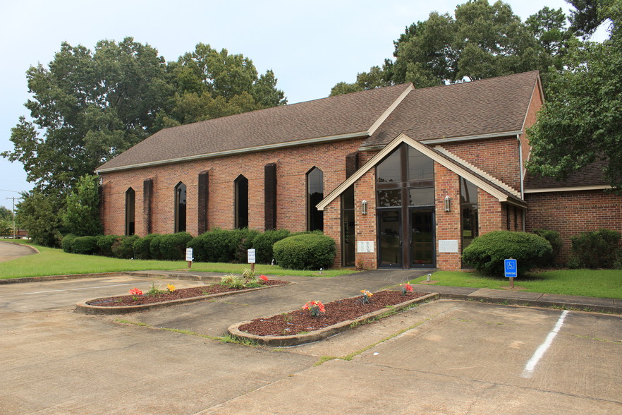 2025 N Siwell Rd, Jackson, MS 39212 | LoopNet