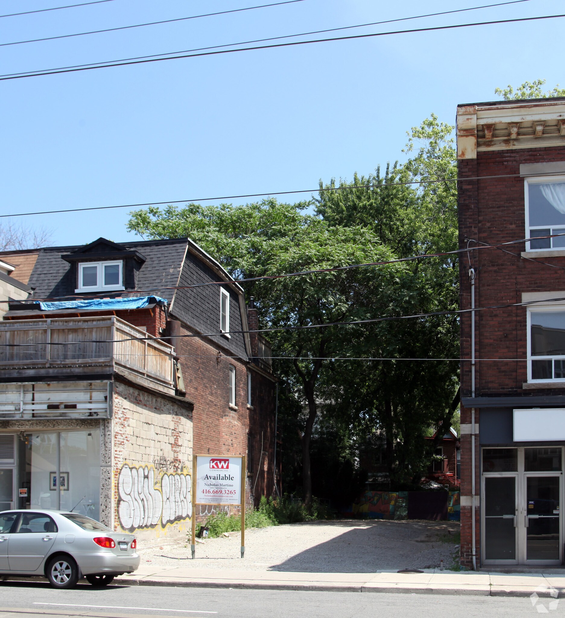 1079 Bathurst St, Toronto, ON for sale Primary Photo- Image 1 of 1