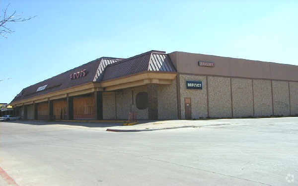 5470 N Jim Miller Rd, Dallas, TX for sale Primary Photo- Image 1 of 1