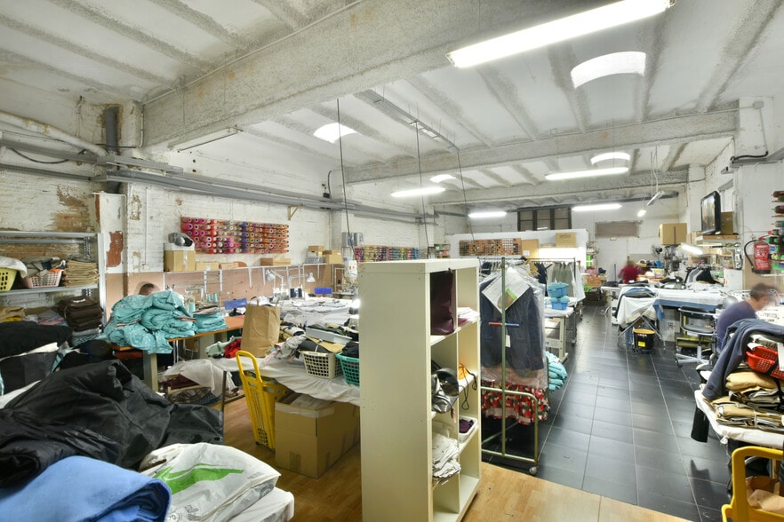 Carrer de Josep Prats, 23, L'Hospitalet de Llobregat, Barcelona for sale - Interior Photo - Image 2 of 25