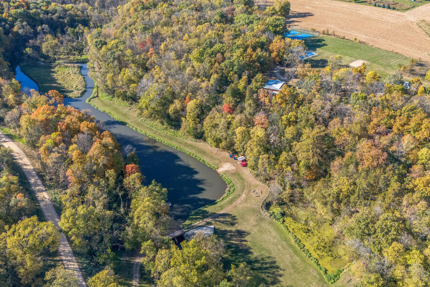 6903 White Eagle Rd, Leaf River, IL for sale - Aerial - Image 3 of 16