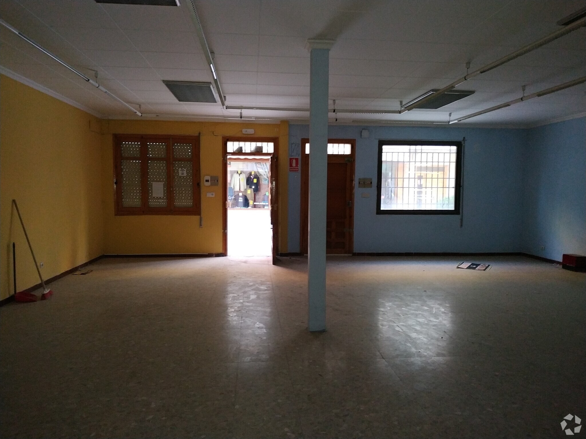 Retail in Corral de Almaguer, Toledo for lease Interior Photo- Image 1 of 3