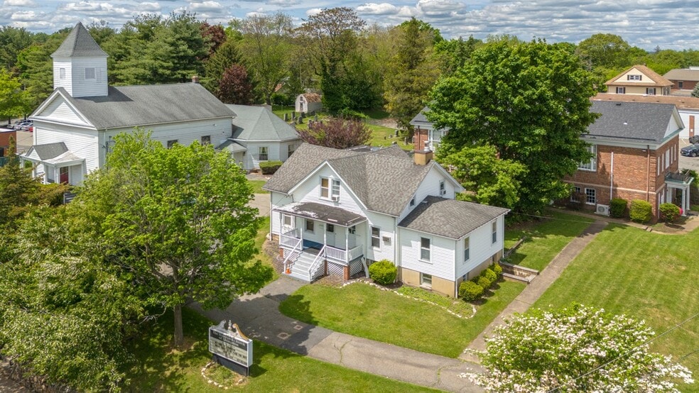 6 W Mount Pleasant Ave, Livingston, NJ for sale - Primary Photo - Image 1 of 22