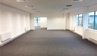 1 Premier Park, Manchester for lease Interior Photo- Image 2 of 2