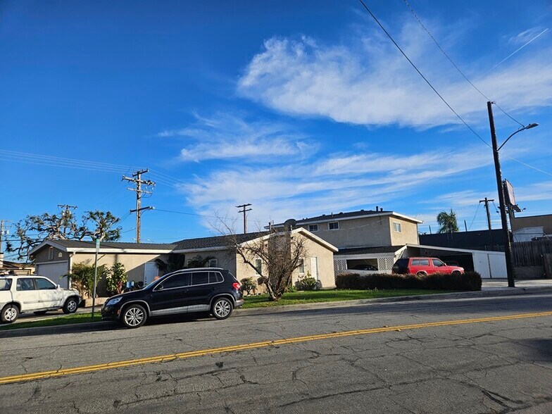 25719 Walnut St, Lomita, CA 90717 Multifamily for Sale