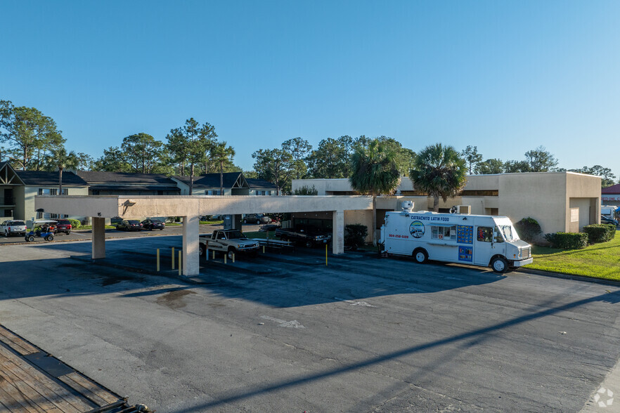 5730 University Blvd W, Jacksonville, FL for lease - Building Photo - Image 2 of 30