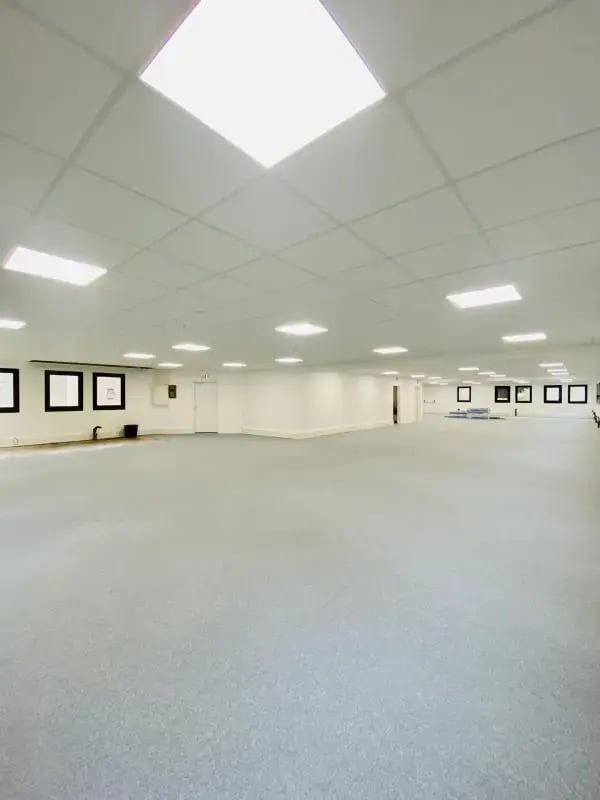 31 Place Jules Grandclément, Villeurbanne, RHO 69100 - Unit 0.1 - - Interior Photo - Image 1 of 5