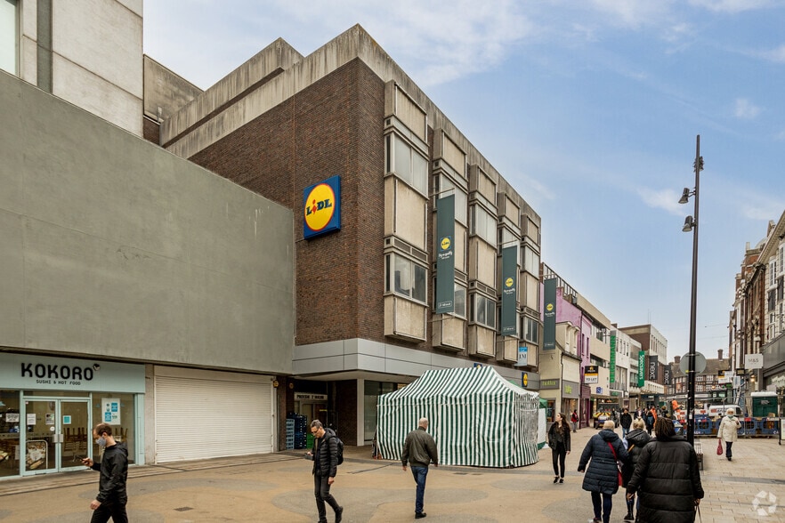 120-126 High St, Bromley for lease - Building Photo - Image 3 of 4