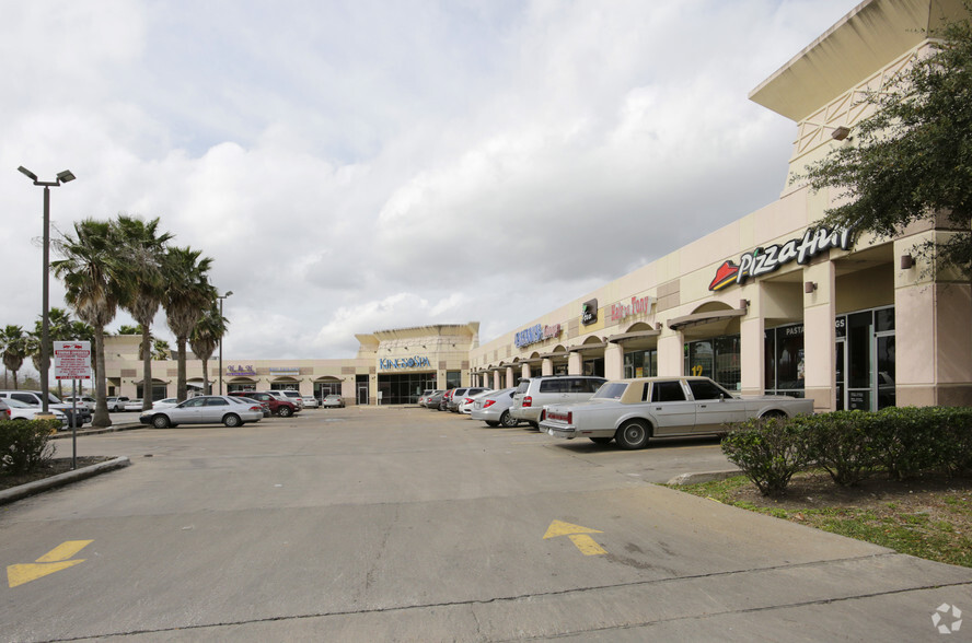 12000 Bellaire Blvd, Houston, TX for lease - Primary Photo - Image 1 of 2