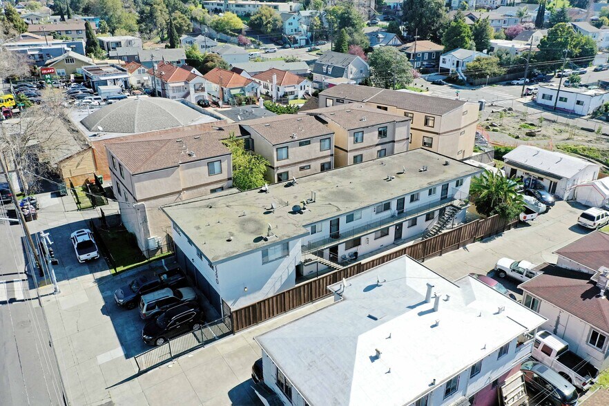 2290 High St, Oakland, CA for sale - Building Photo - Image 2 of 17