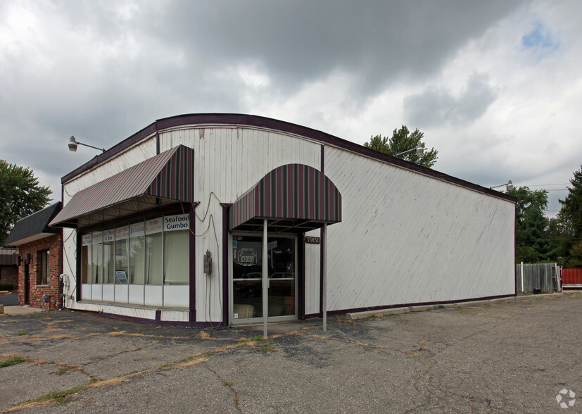 35830 W Michigan Ave, Wayne, MI for sale - Primary Photo - Image 1 of 1