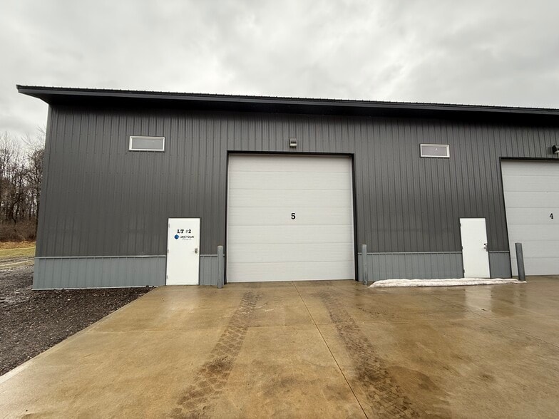 6179 Blue Star Hwy, Saugatuck, MI for lease - Building Photo - Image 2 of 2