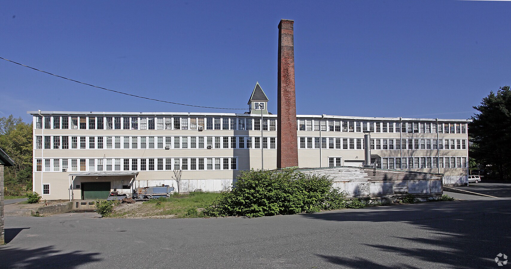 1824 Water St, Holliston, MA 01746