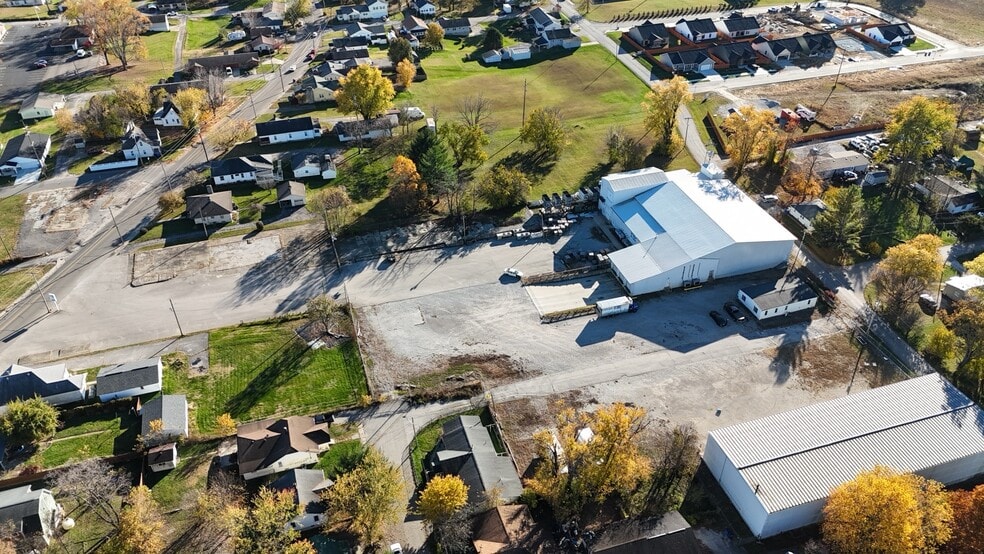 2404 U St, Bedford, IN for sale - Building Photo - Image 1 of 38