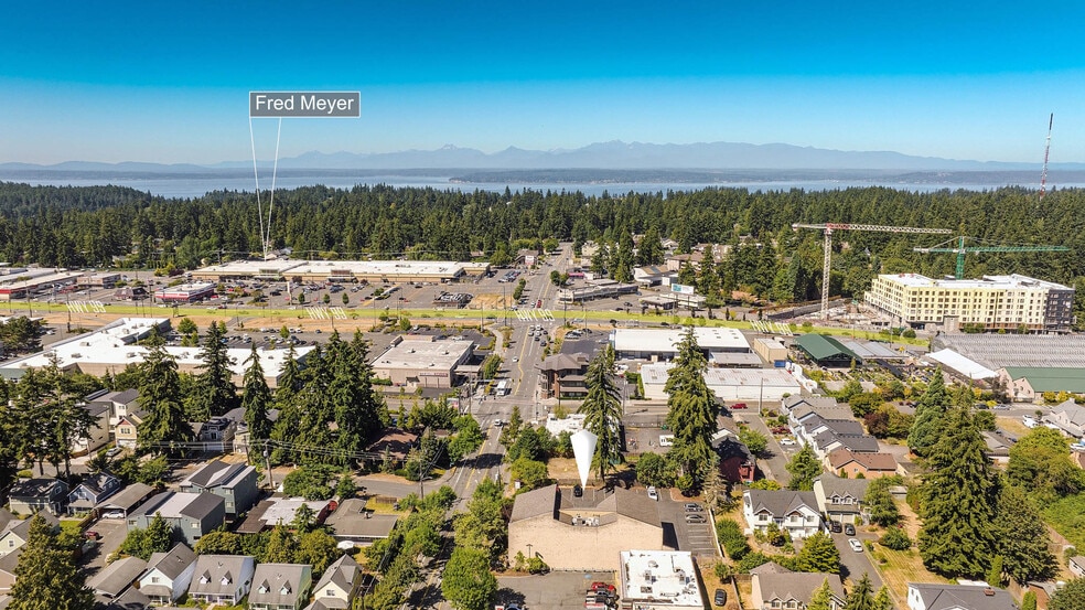 1222 N 185th St, Shoreline, WA for lease - Building Photo - Image 2 of 4