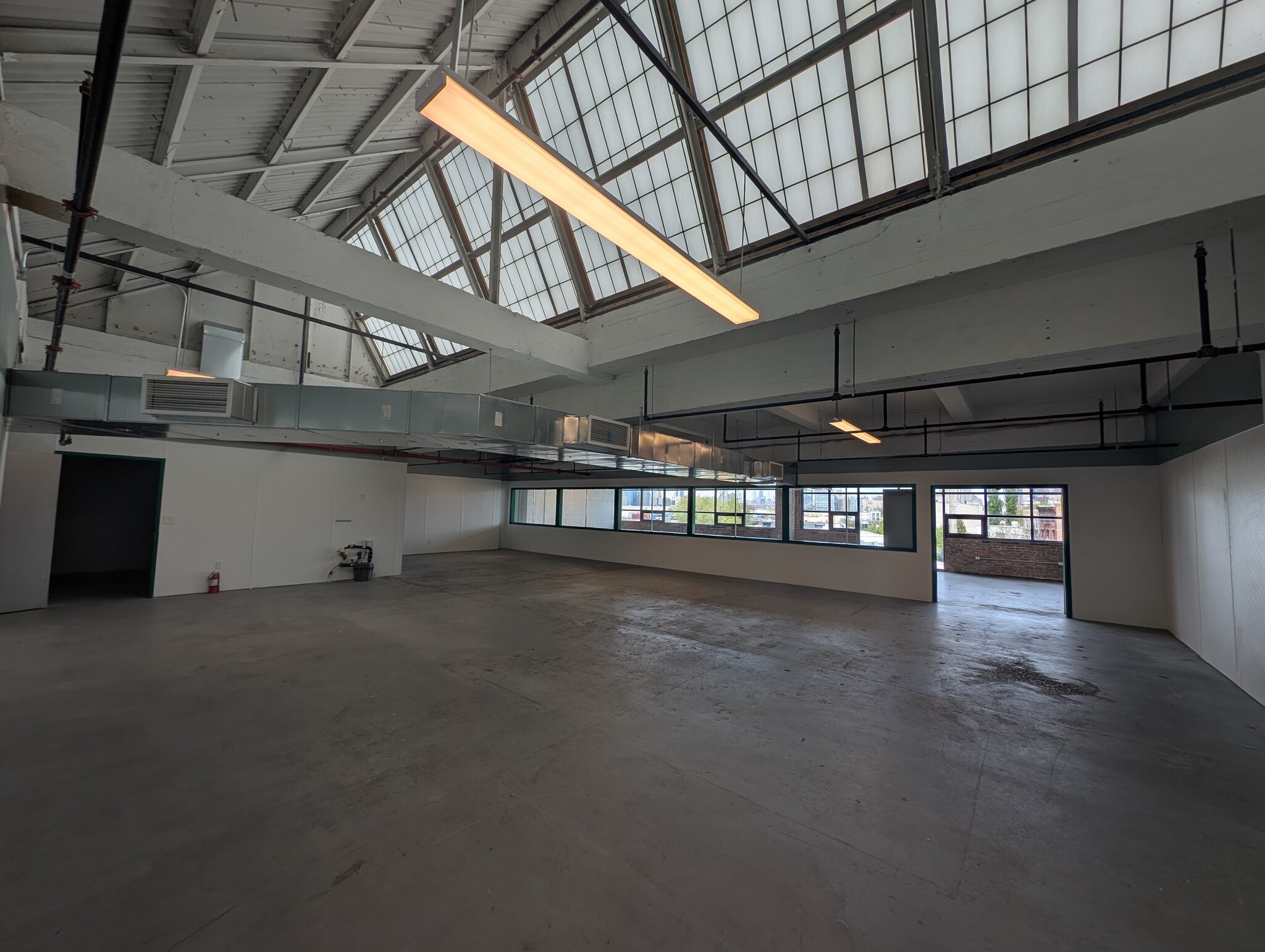 160 Van Brunt St, Brooklyn, NY for lease Interior Photo- Image 1 of 3