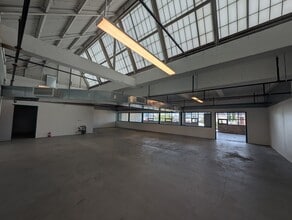 160 Van Brunt St, Brooklyn, NY for lease Interior Photo- Image 1 of 3