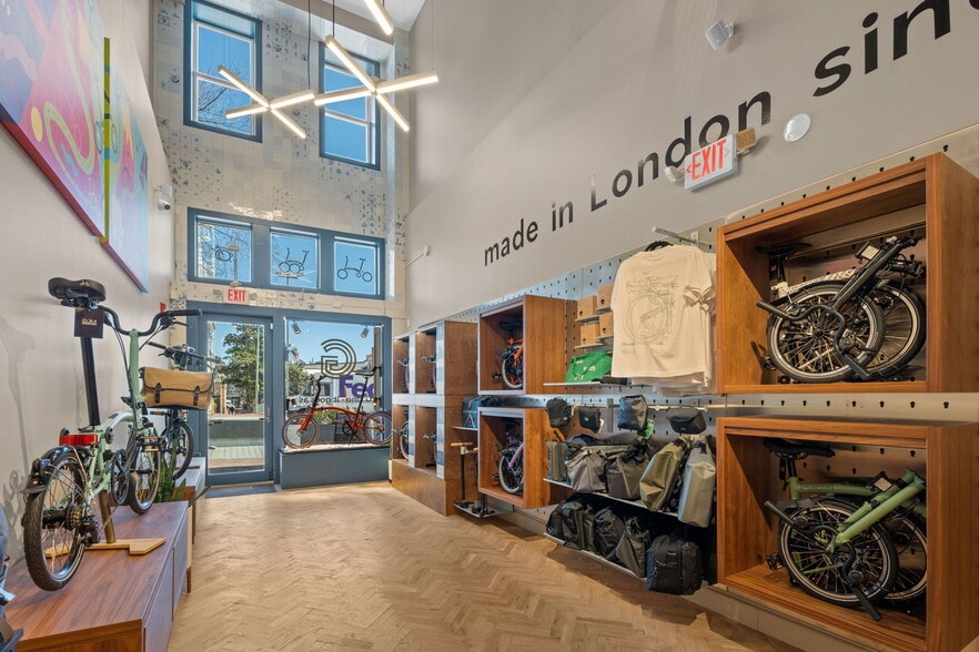 1214 Wisconsin Ave NW, Washington, DC for sale - Interior Photo - Image 3 of 19