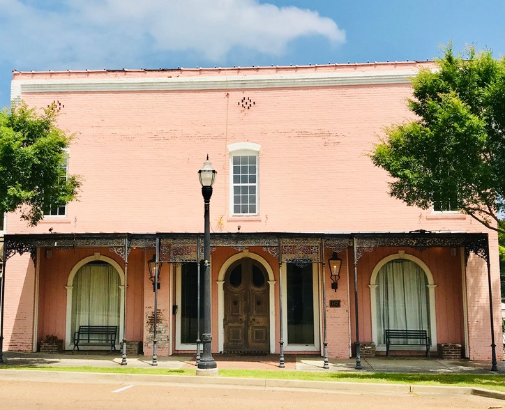 117 S Main St, Bolivar, TN for sale - Primary Photo - Image 1 of 1