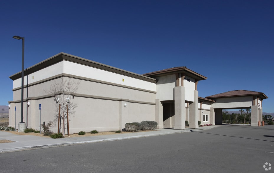 77840 Flora Rd, Palm Desert, CA for sale - Primary Photo - Image 3 of 5
