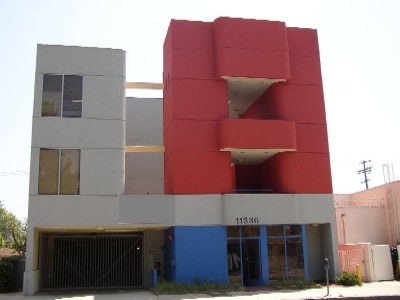 11336 Camarillo St, Toluca Lake, CA for sale - Building Photo - Image 2 of 18