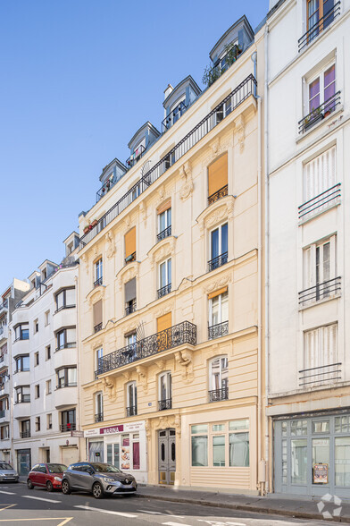 Multifamily in Paris for sale - Primary Photo - Image 1 of 1