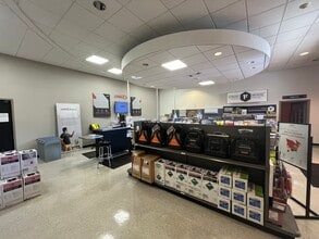 222 Metro Center Blvd, Warwick, RI for lease Interior Photo- Image 2 of 13