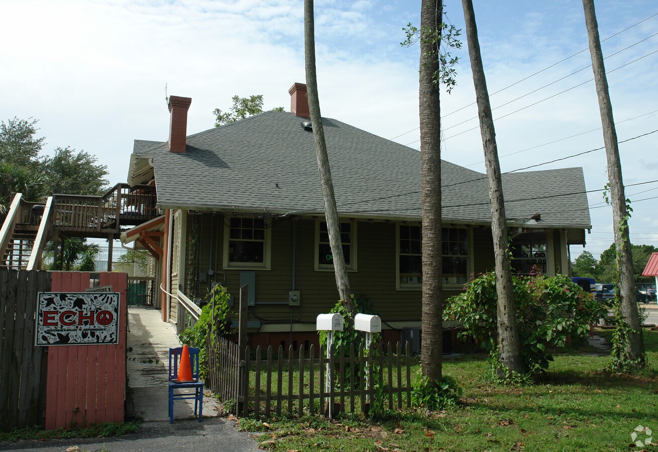 1793 Fowler St, Fort Myers, FL 33901