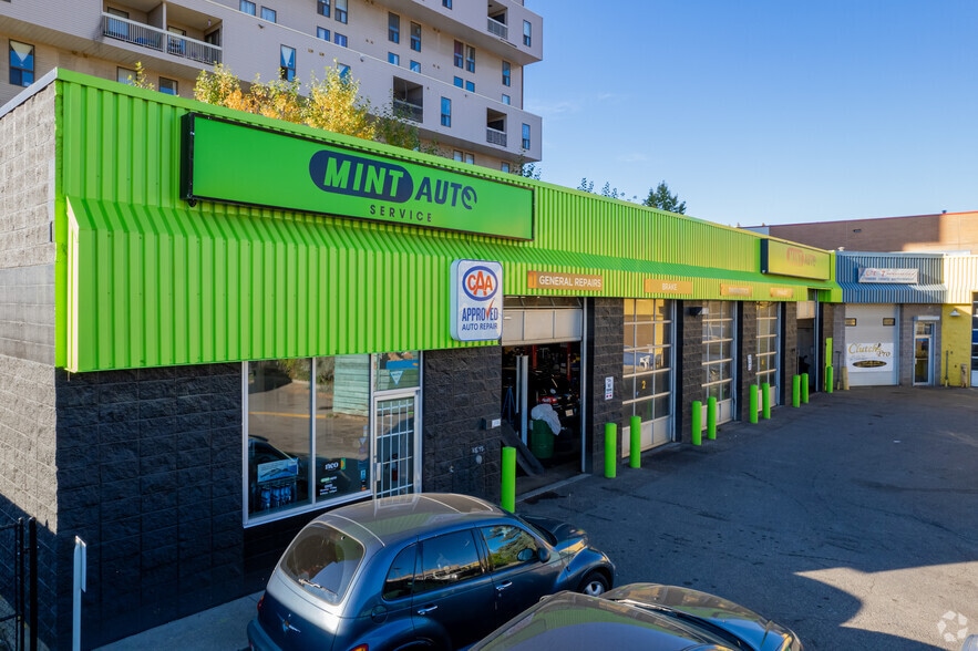 3821 17th Ave SW, Calgary, AB for sale - Building Photo - Image 2 of 5